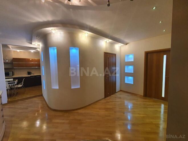 Продаётся 3-комн. новостройка 145 м², м. Кара Караев, photo 7 from 12