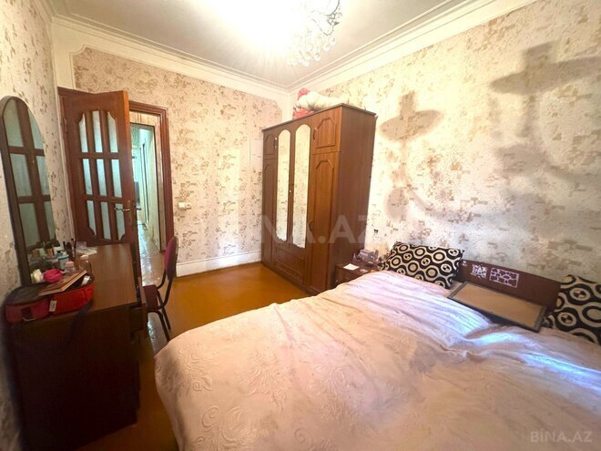 Satılır 4 otaqlı köhnə tikili 110 m², Xalqlar Dostluğu m., photo 3 from 14