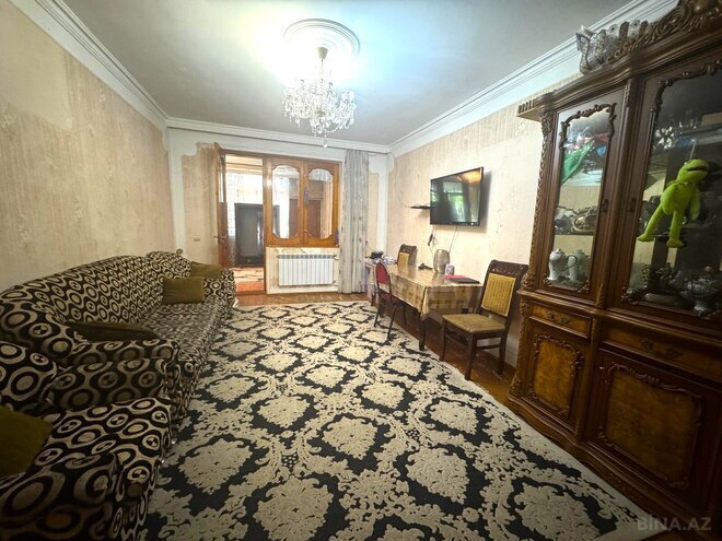 Satılır 4 otaqlı köhnə tikili 110 m², Xalqlar Dostluğu m., photo 1 from 14