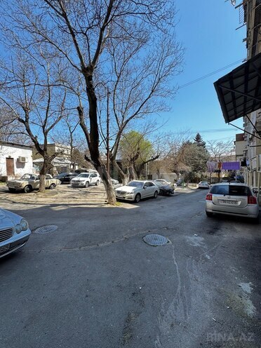 Satılır 2 otaqlı köhnə tikili 30.6 m², Yasamal r., photo 9 from 18