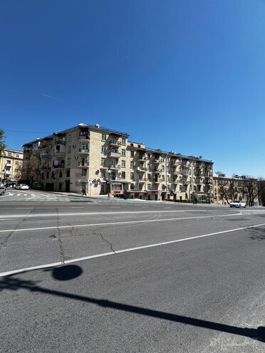 Satılır 2 otaqlı köhnə tikili 30.6 m², Yasamal r., photo 11 from 18