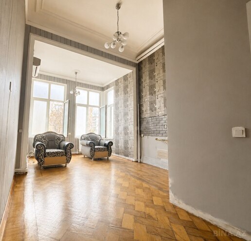 Продаётся 6-комн. вторичка 160 м², м. Ичеришехер, photo 10 from 22