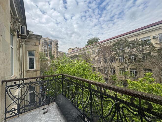 Продаётся 6-комн. вторичка 160 м², м. Ичеришехер, photo 8 from 22