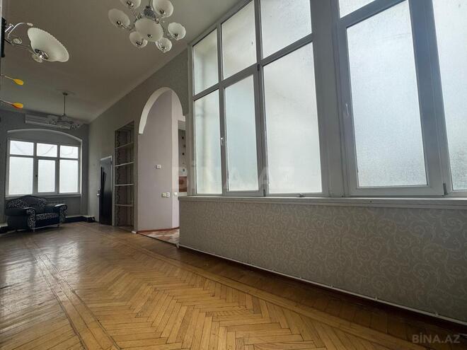 Продаётся 6-комн. вторичка 160 м², м. Ичеришехер, photo 19 from 22