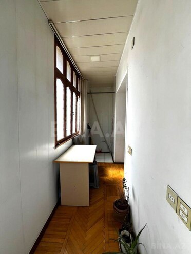 Satılır 5 otaqlı köhnə tikili 130 m², Yasamal r., photo 16 from 22