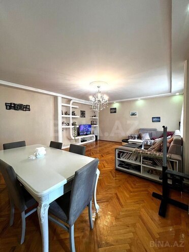 Satılır 5 otaqlı köhnə tikili 130 m², Yasamal r., photo 4 from 22