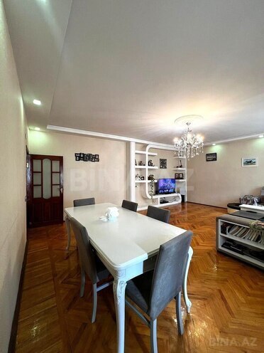 Satılır 5 otaqlı köhnə tikili 130 m², Yasamal r., photo 5 from 22