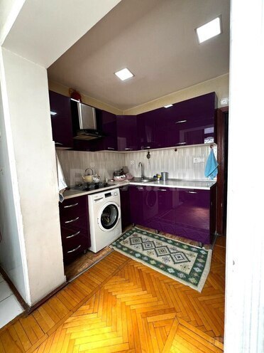 Satılır 5 otaqlı köhnə tikili 130 m², Yasamal r., photo 11 from 22