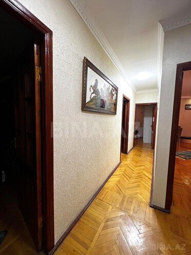 Satılır 5 otaqlı köhnə tikili 130 m², Yasamal r., photo 20 from 22