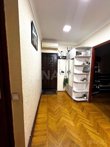 Satılır 5 otaqlı köhnə tikili 130 m², Yasamal r., photo 21 from 22