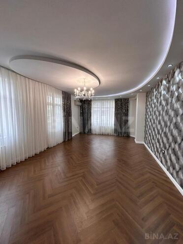 Продаётся 3-комн. новостройка 155 м², м. 28 мая, photo 1 from 15