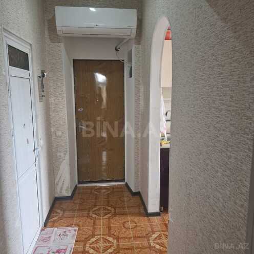 Satılır 2 otaqlı köhnə tikili 54 m², Bakıxanov q., photo 1 from 12