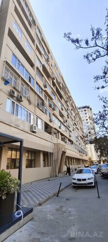 Satılır 2 otaqlı köhnə tikili 65 m², Nərimanov r., photo 1 from 24