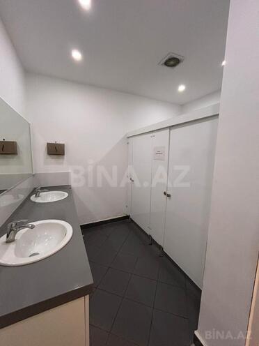 Сдаётся 15-комн. офис 580 м², м. Элмляр Академиясы, photo 18 from 20