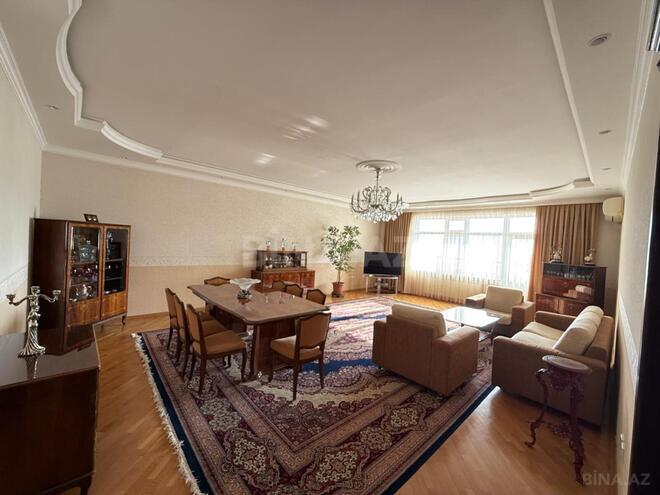 Сдаётся 4-комн. новостройка 200 м², м. Низами, photo 1 from 30