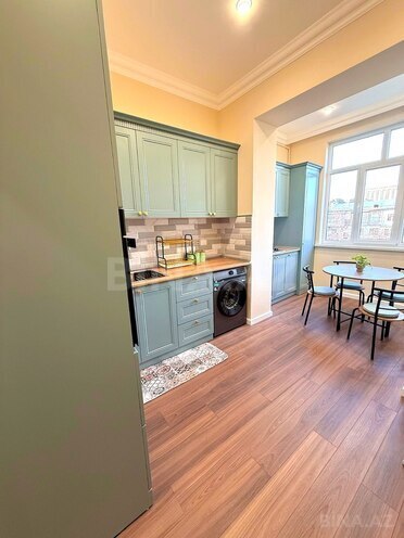 Продаётся 2-комн. вторичка 65.5 м², м. Элмляр Академиясы, photo 20 from 28