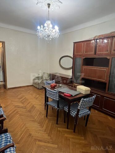 Сдаётся 2-комн. вторичка 65 м², м. Элмляр Академиясы, photo 4 from 8