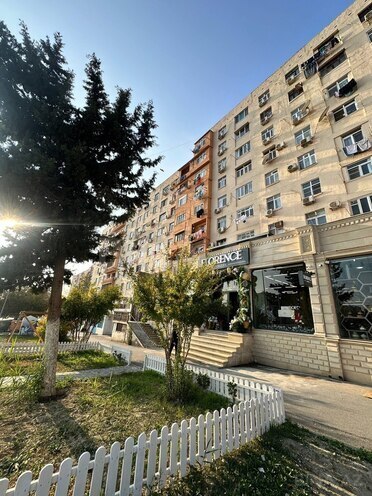 Сдаётся 2-комн. вторичка 60 м², м. Ази Асланов, photo 1 from 13