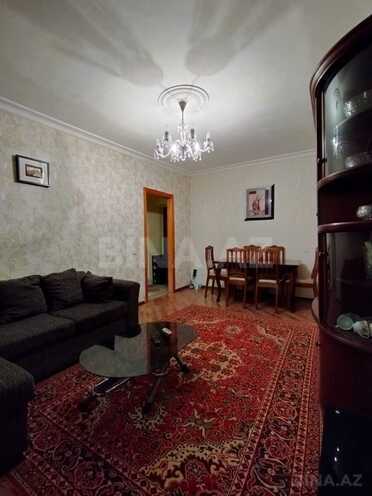 Продаётся 2-комн. вторичка 45 м², м. Элмляр Академиясы, photo 14 from 17