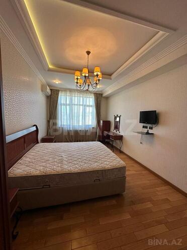 Продаётся 4-комн. новостройка 200 м², м. Элмляр Академиясы, photo 19 from 25