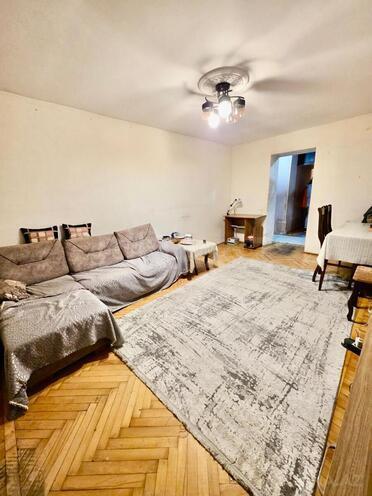 Satılır 3 otaqlı köhnə tikili 80 m², Bakıxanov q., photo 3 from 9