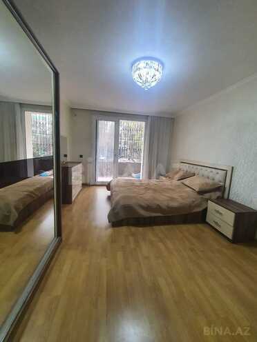 Продаётся 3-комн. вторичка 70 м², м. Иншаатчылар, photo 4 from 15