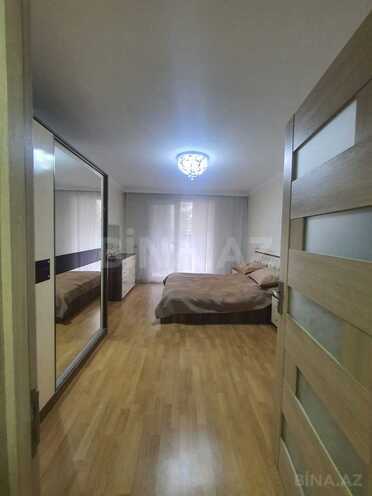 Продаётся 3-комн. вторичка 70 м², м. Иншаатчылар, photo 5 from 15