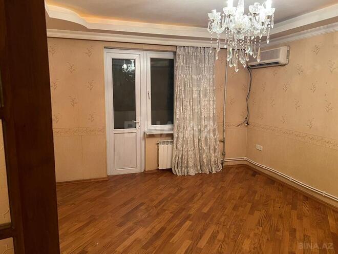 Продаётся 3-комн. вторичка 87 м², м. Иншаатчылар, photo 1 from 18