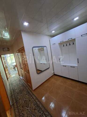 Satılır 2 otaqlı köhnə tikili 60 m², İnşaatçılar m., photo 3 from 12