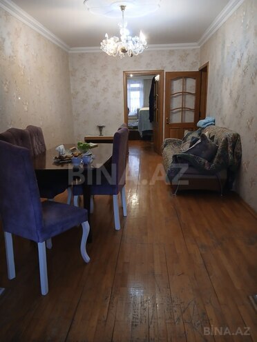 Продаётся 3-комн. вторичка 70 м², Бинагадинский р., photo 9 from 12