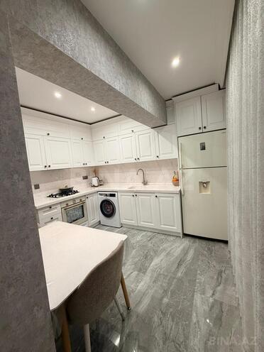 Satılır 3 otaqlı köhnə tikili 85 m², Bakıxanov q., photo 12 from 17