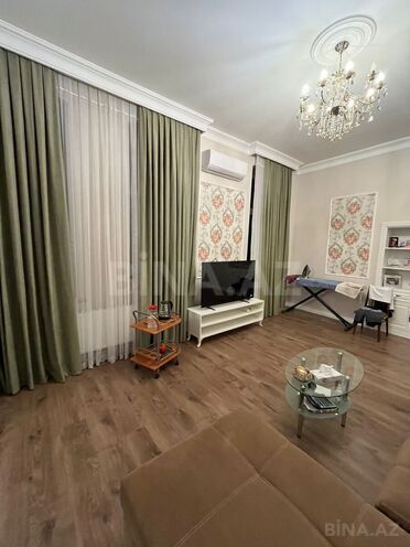 Satılır 6 otaqlı köhnə tikili 250 m², İçəri Şəhər m., photo 3 from 32