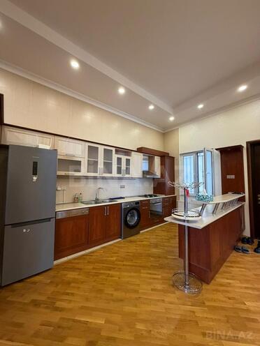 İcarəyə verilir 3 otaqlı köhnə tikili 110 m², Sahil m., photo 6 from 32