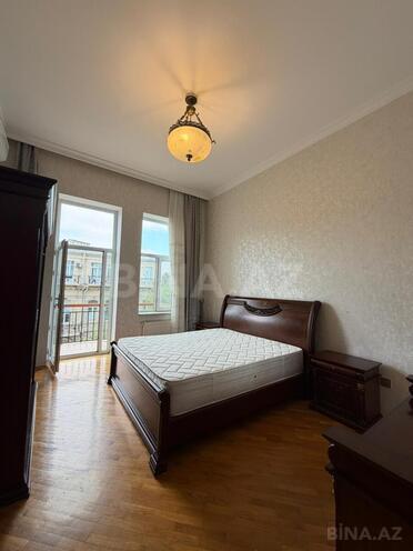 İcarəyə verilir 3 otaqlı köhnə tikili 110 m², Sahil m., photo 12 from 32