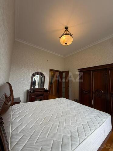 İcarəyə verilir 3 otaqlı köhnə tikili 110 m², Sahil m., photo 15 from 32