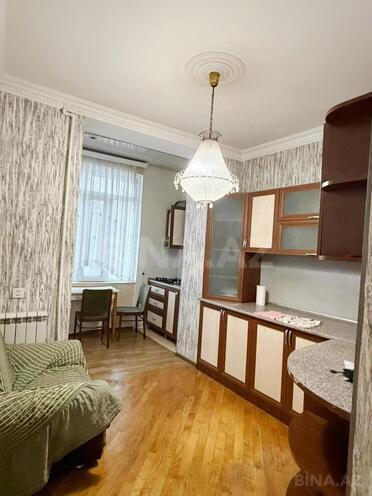 İcarəyə verilir 3 otaqlı köhnə tikili 120 m², İçəri Şəhər m., photo 5 from 12