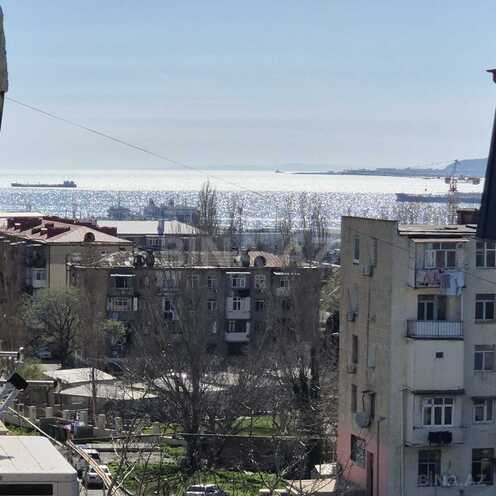 Продаётся 2-комн. вторичка 55 м², м. Ази Асланов, photo 12 from 13