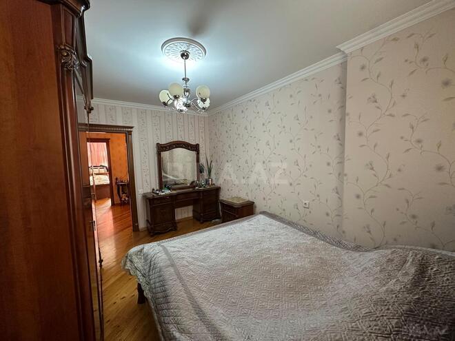 Продаётся 3-комн. вторичка 80 м², Хатаинский р., photo 17 from 24