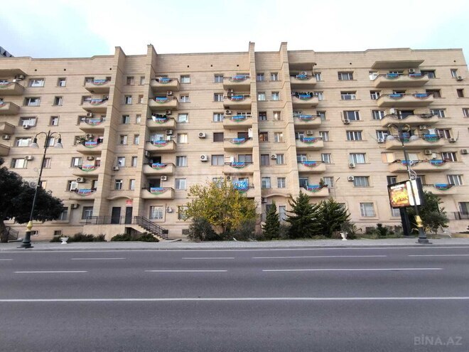 Продаётся 4-комн. вторичка 100 м², м. Шах Исмаил Хатаи, photo 1 from 16