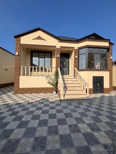 Satılır 4 otaqlı həyət evi/bağ evi 100 m², Saray q., photo 1 from 10