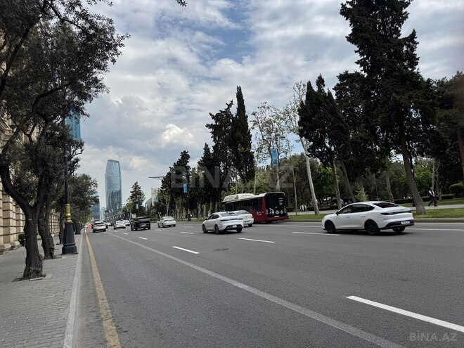 İcarəyə verilir 3 otaqlı köhnə tikili 100 m², Sahil m., photo 3 from 21