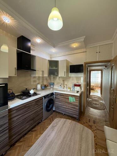 Satılır 3 otaqlı köhnə tikili 75 m², Xalqlar Dostluğu m., photo 5 from 13