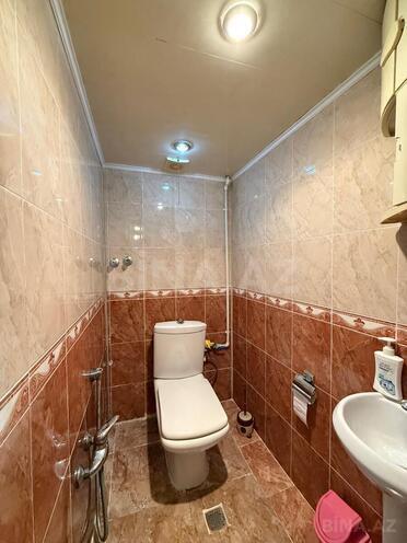 Satılır 3 otaqlı köhnə tikili 75 m², Xalqlar Dostluğu m., photo 12 from 13