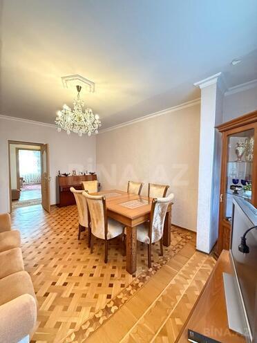 Satılır 3 otaqlı köhnə tikili 75 m², Xalqlar Dostluğu m., photo 4 from 13