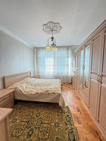 Satılır 3 otaqlı köhnə tikili 75 m², Xalqlar Dostluğu m., photo 9 from 13