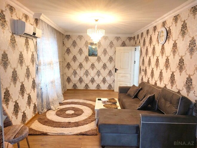 Продаётся 2-комн. вторичка 40 м², м. Элмляр Академиясы, photo 3 from 13