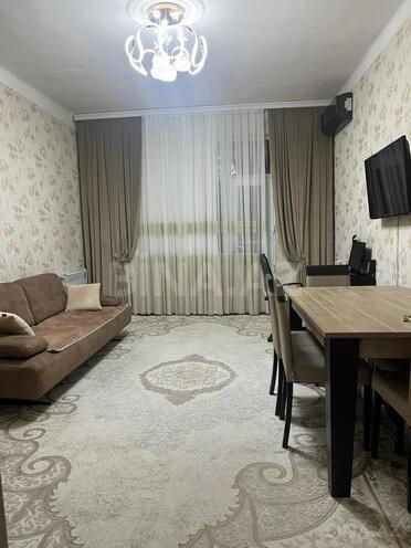 Продаётся 2-комн. вторичка 60 м², Хатаинский р., photo 1 from 13