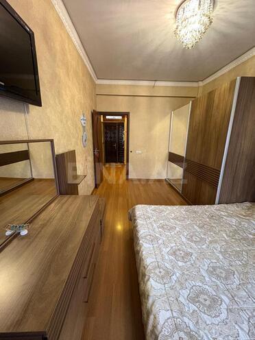 Продаётся 2-комн. вторичка 65 м², м. 28 мая, photo 7 from 15