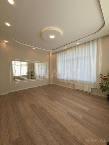 Продаётся 2-комн. новостройка 85 м², м. Кара Караев, photo 1 from 15