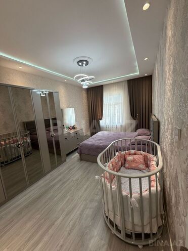 Продаётся 3-комн. вторичка 80 м², пос. Бакиханова, photo 1 from 13